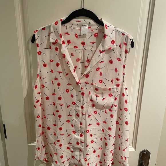 Esley Red & White Floral Print Sleeveless Blouse - Picture 3 of 4